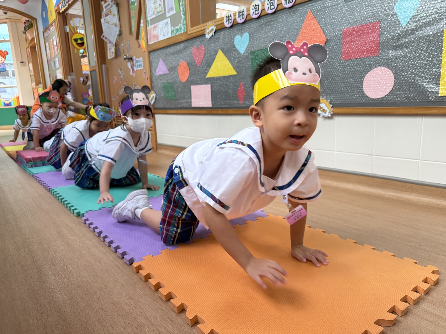 幼兒班「七彩氣球傘」活動