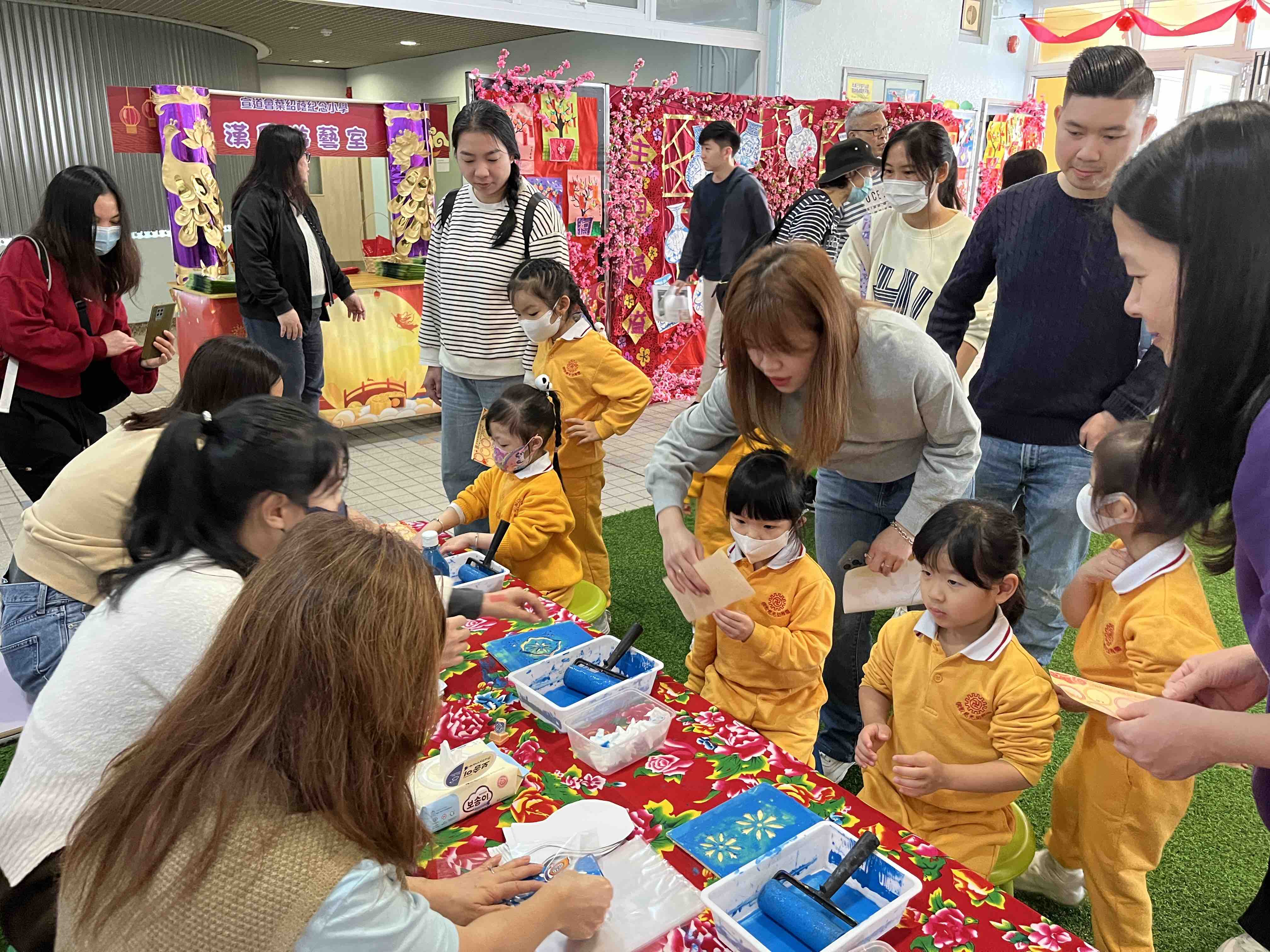 低班參加「宣道會葉紹蔭紀念小學新春年宵遊」